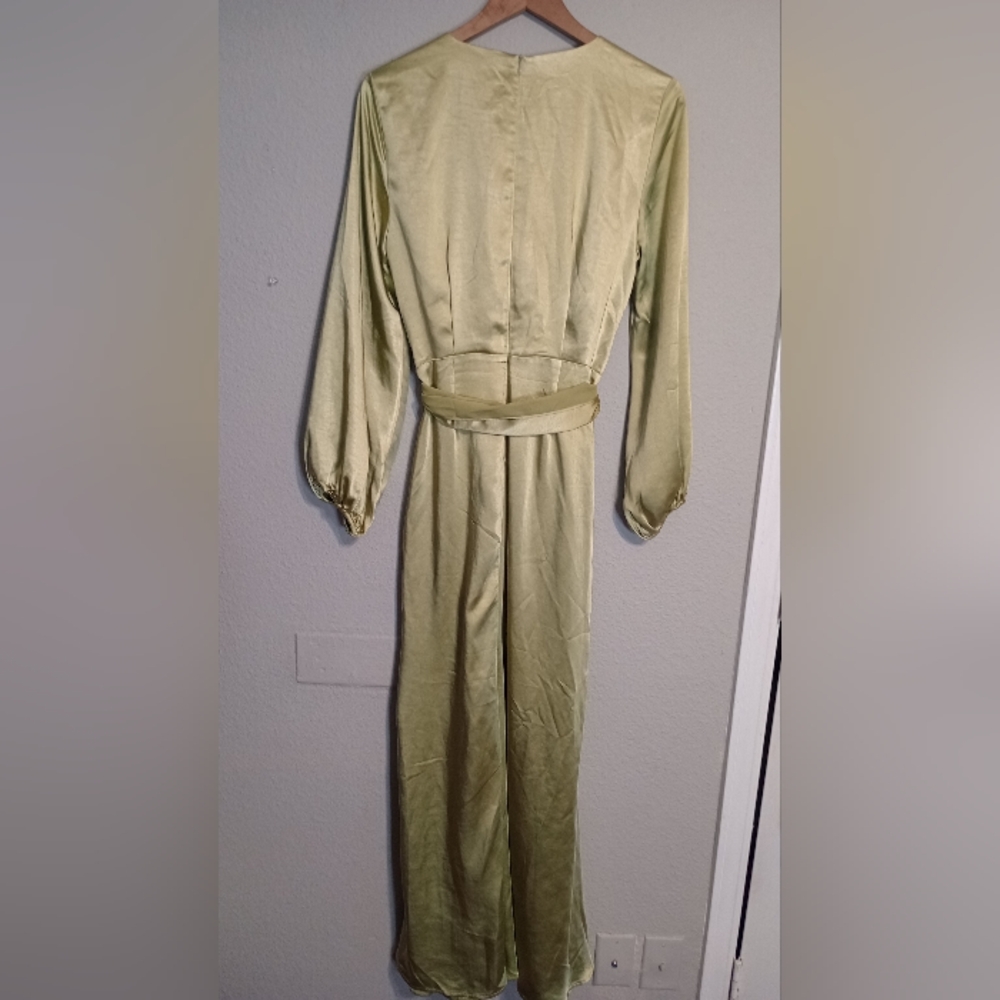 Revolve elliatt Kai Maxi Dress in Avocado - Picture 3 of 16